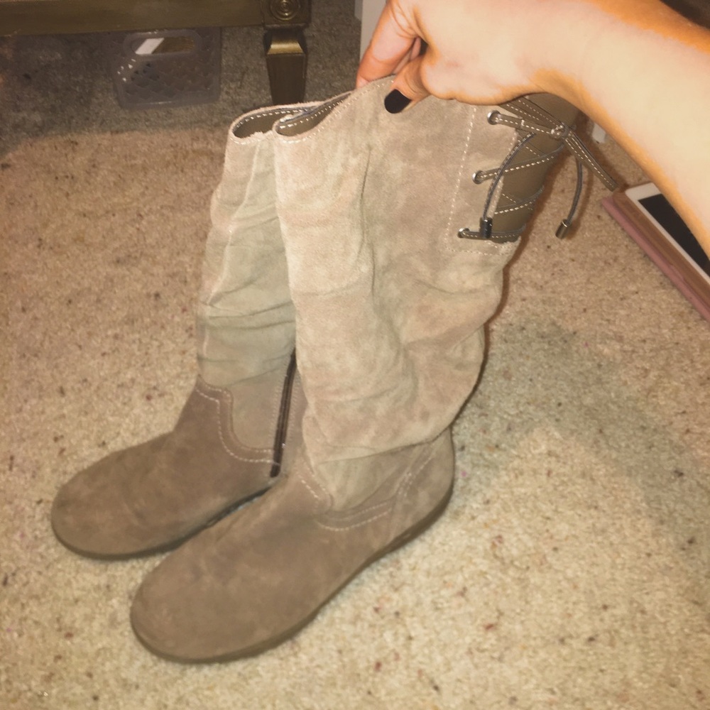 BASS Suede Boots